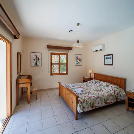 Secret Oasis Villa Ladania Coral Bay Exterior photo