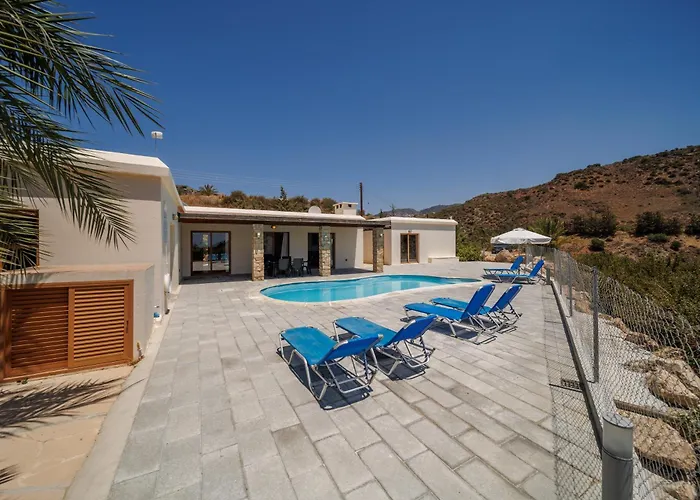 Secret Oasis Villa Ladania